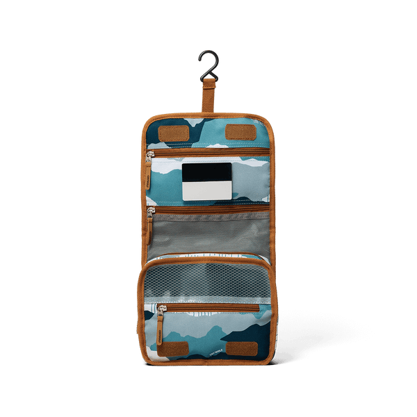 Crywolf Hanging Toiletry Bag - Mountain Road