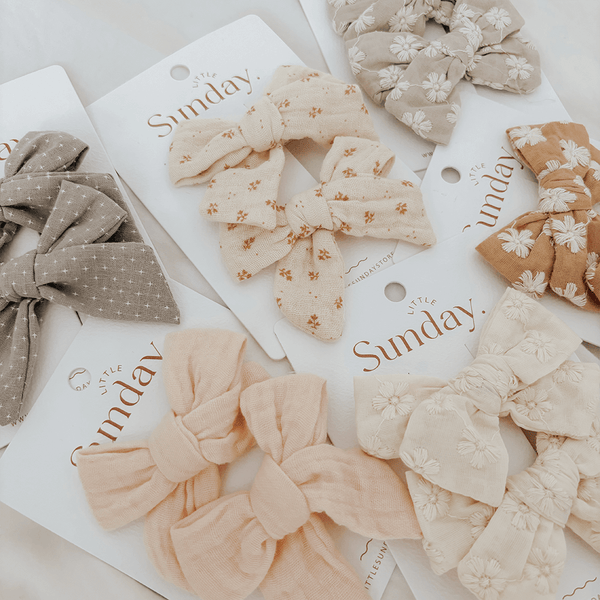 Little Sunday Embroidered Daisy Bows | Golden