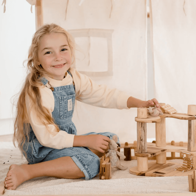 Tree House Construction Set